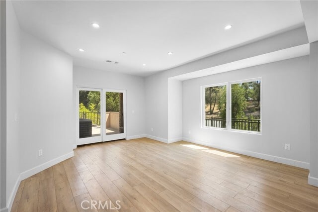Building Photo - 357 Harvey Dr