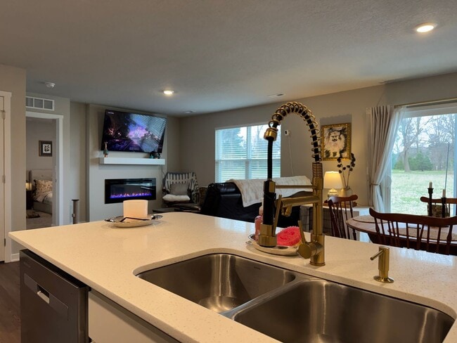 Building Photo - Modern 4-Bedroom Ranch in Tiburon Ridge North | Built in 2022 | Gretna Schools