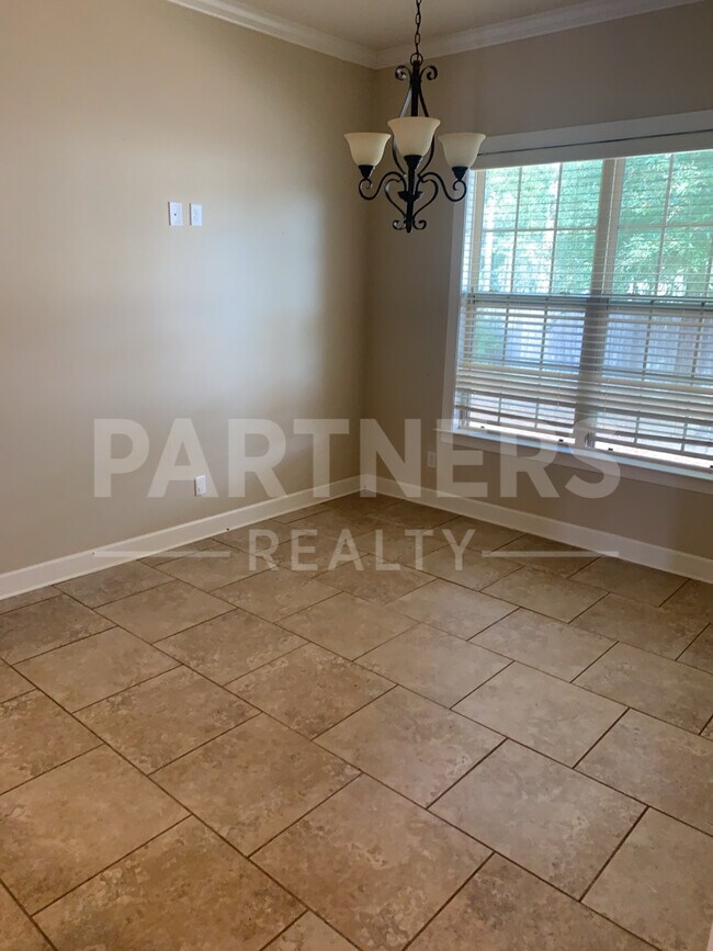 Building Photo - 9260 Marston Way