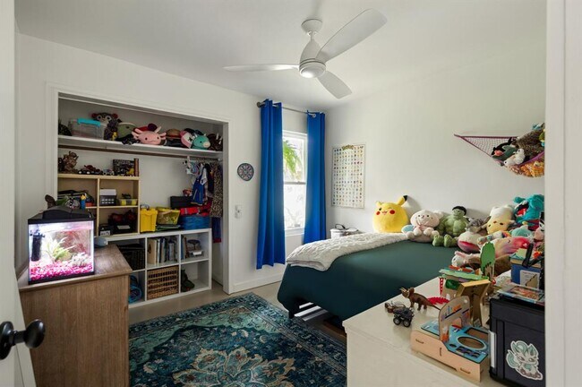 Building Photo - 6604 Woodhue Dr