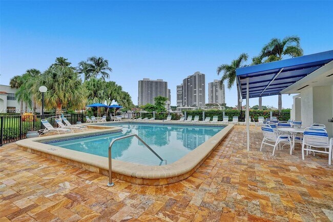 Building Photo - 3564 Magellan Cir