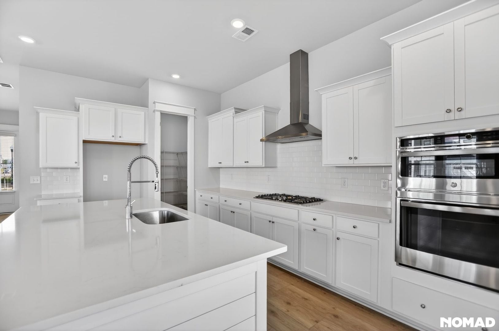 Building Photo - 319 Archar St