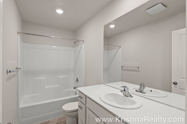 Building Photo - Beautiful 4 BD* 2.5 BA* **NEW** CONSTRUCTION* 2026 Built* Single Family Home Located In East Park...