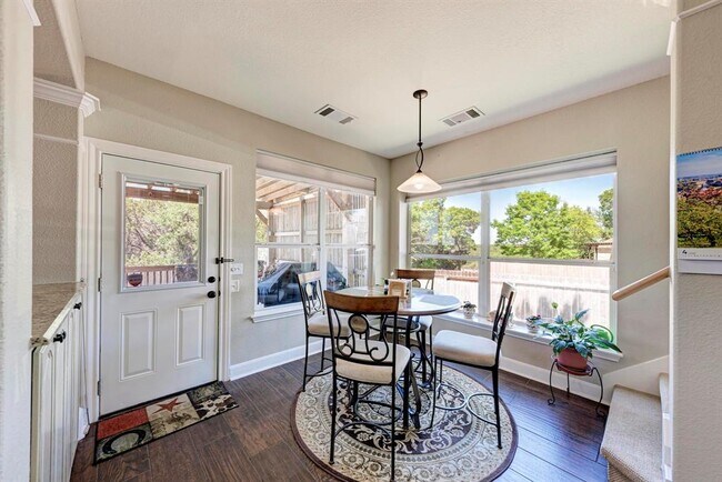 Building Photo - 8236 Phantom Canyon Dr