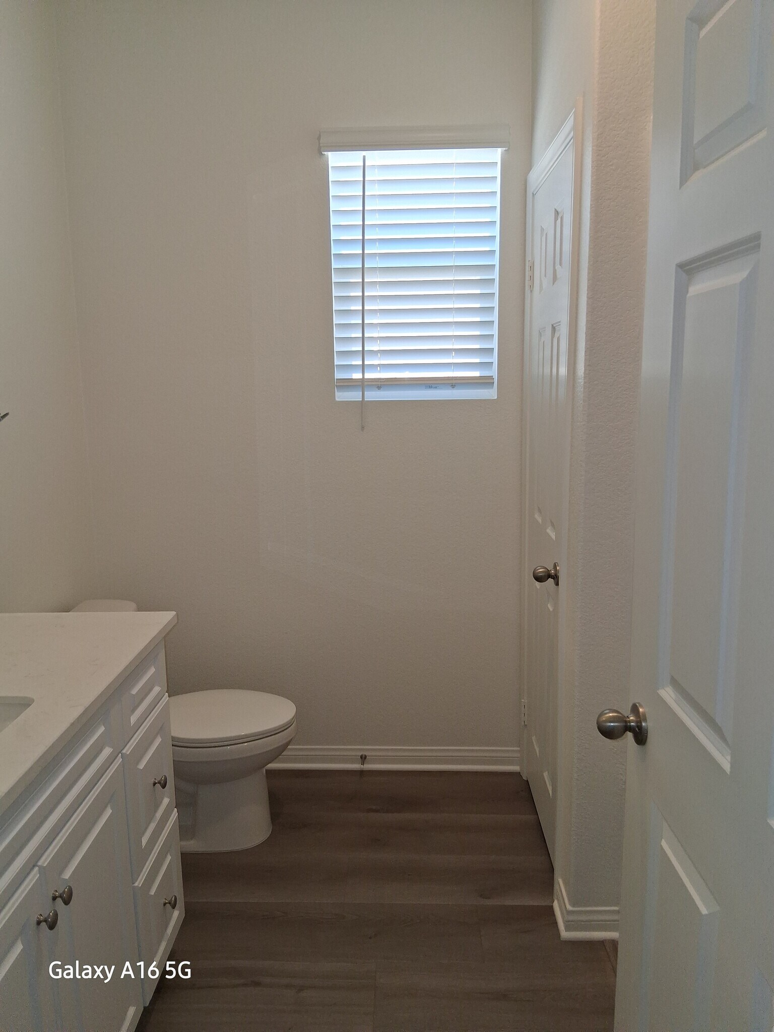 2nd Hall Bathroom - 30570 Greenfield Dr