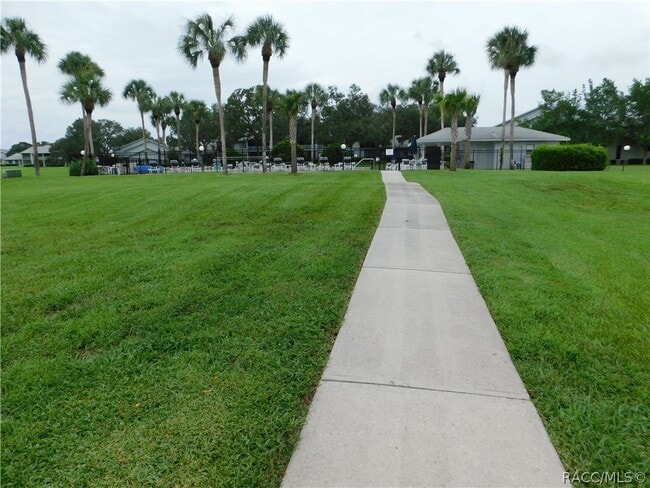 Building Photo - 741 E Hartford St