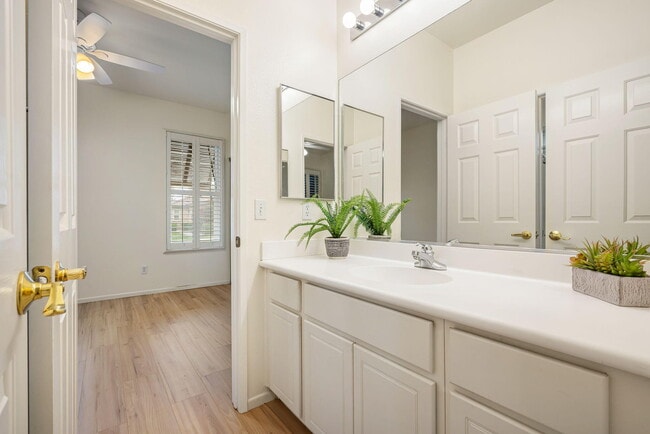 Building Photo - 82631 Redford Way