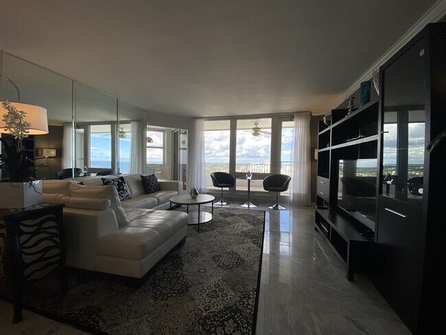 Building Photo - 1340 S Ocean Blvd