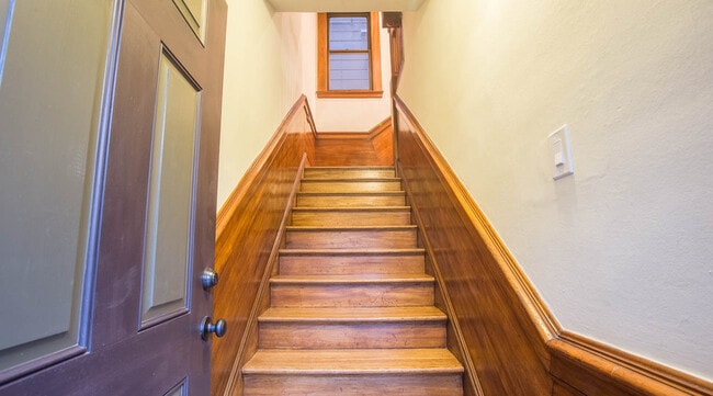 Building Photo - 1449 Page St