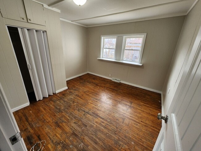 Building Photo - Spacious 3-Bedroom, 2-Bathroom Home AVAILABLE NOW!!