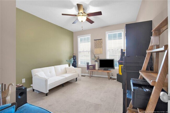 Building Photo - 5650 Murphy Rd