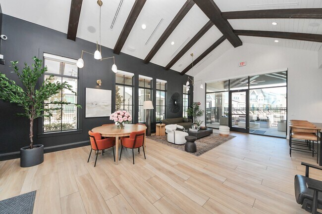 Building Photo - 5300 Berkeley Knl Cir