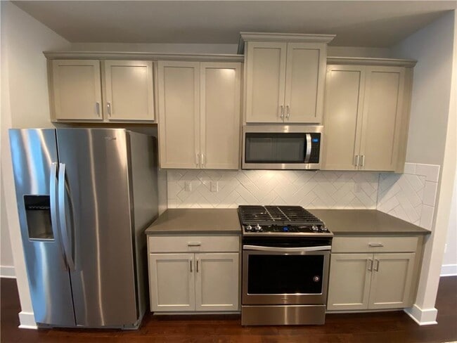 Building Photo - 3779 Oxford Cir
