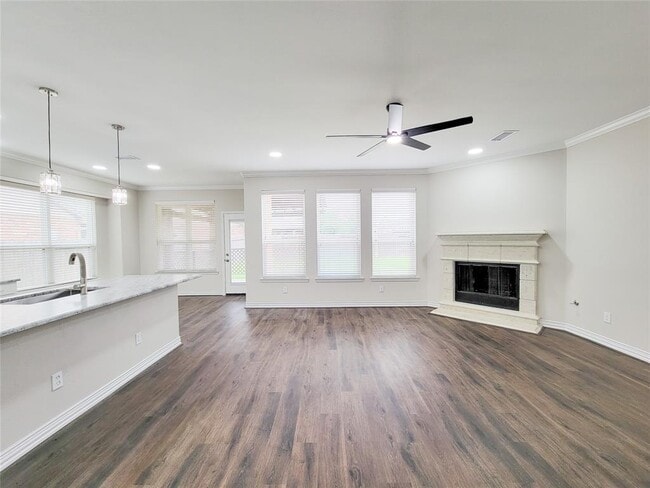 Building Photo - 21422 Beverly Chase Dr