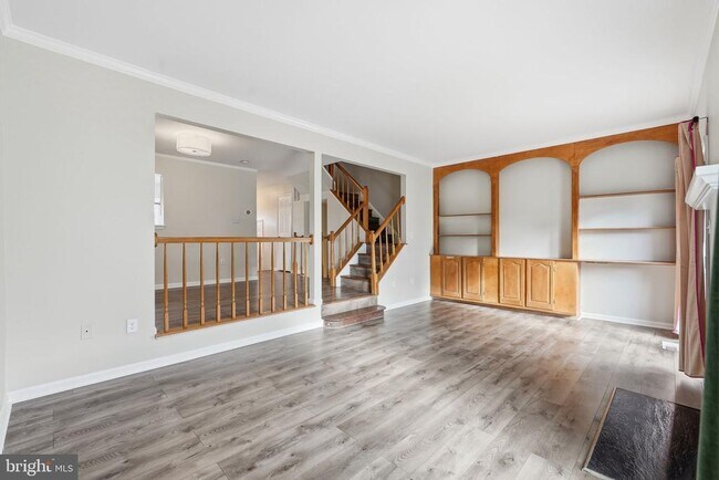 Building Photo - 6739 Rockledge Pl