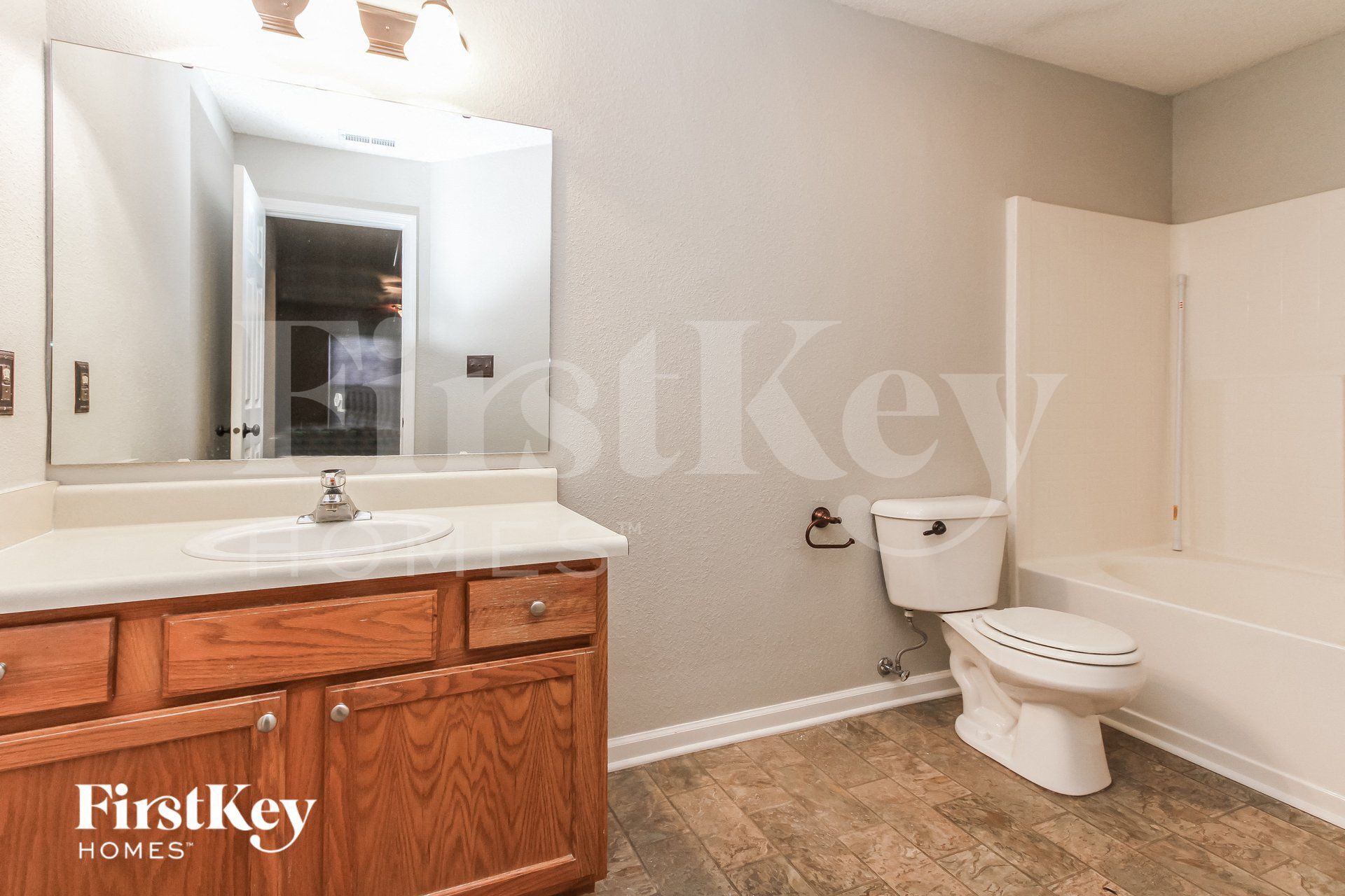 Building Photo - 1164 Chestnut Ln