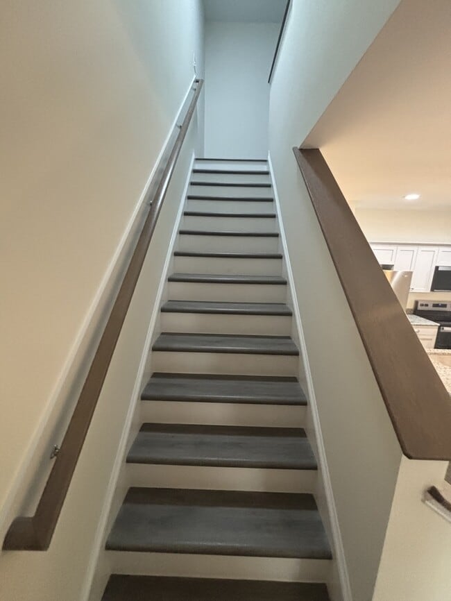 Building Photo - 612 S Blackmon St