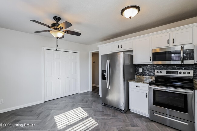 Building Photo - 193 Tecumseh Dr