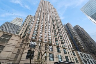 Building Photo - 401 E Ontario St