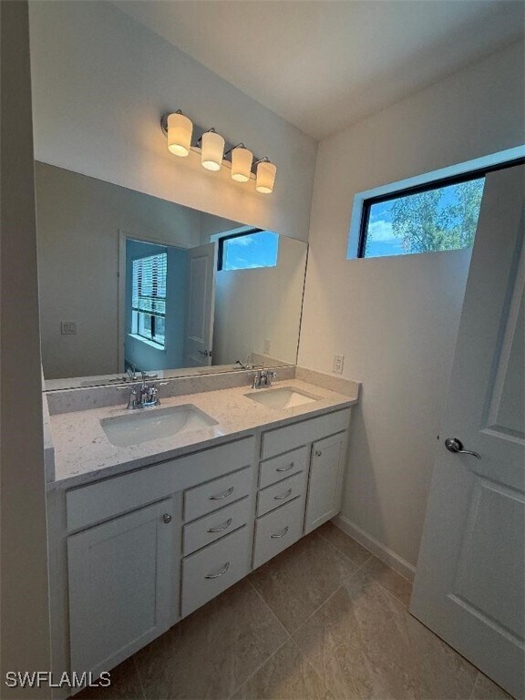 Building Photo - 27857 Solis Grande Dr