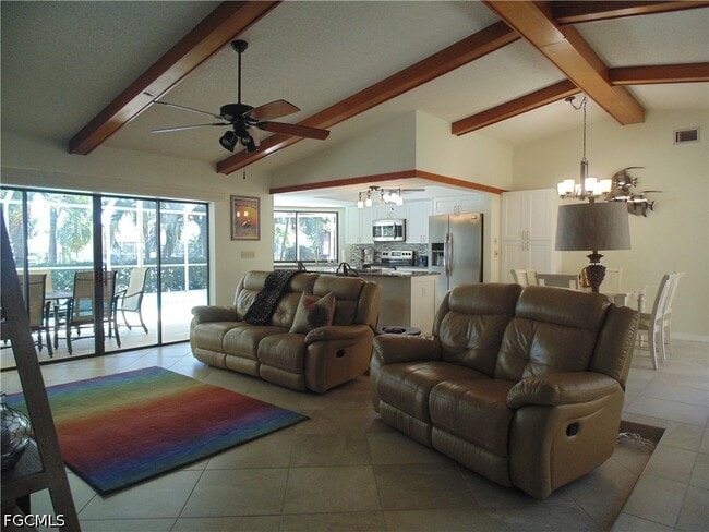 Building Photo - 4011 SW 2nd Ave