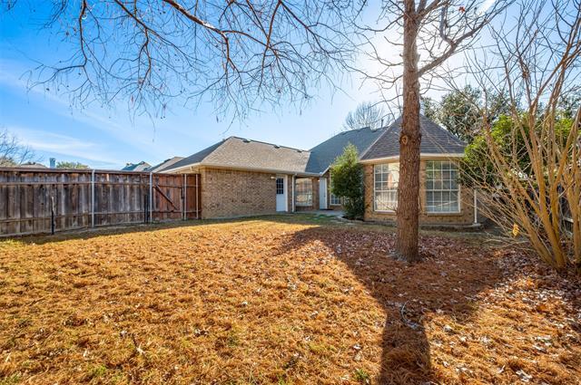 Building Photo - 9611 Cliffside Dr