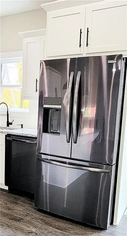 Building Photo - 216 Sellman St