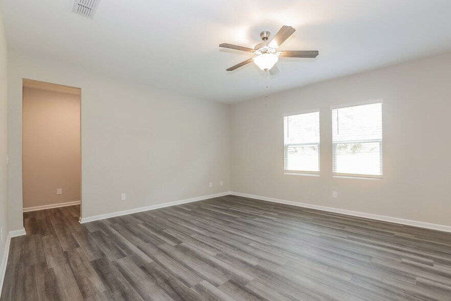 Building Photo - 4129 Kendrick Cir