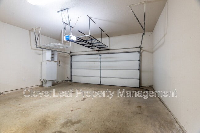 Building Photo - 908 Sussex Cove