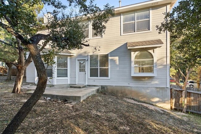Building Photo - 803 Cashew Ln