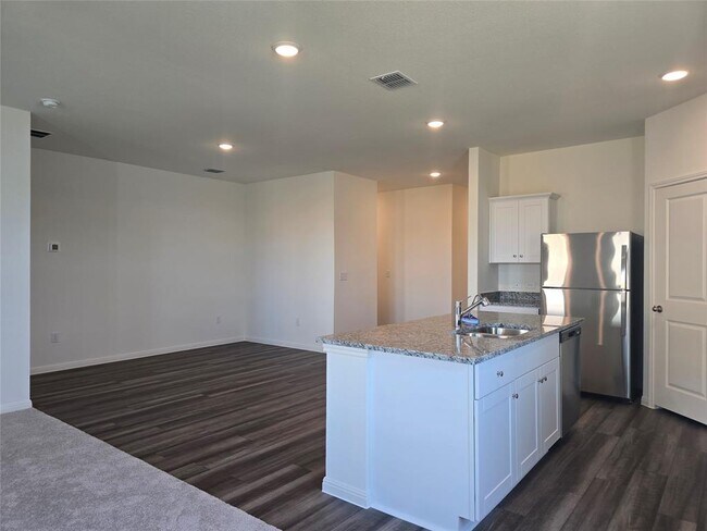 Building Photo - 509 McFadin Wy