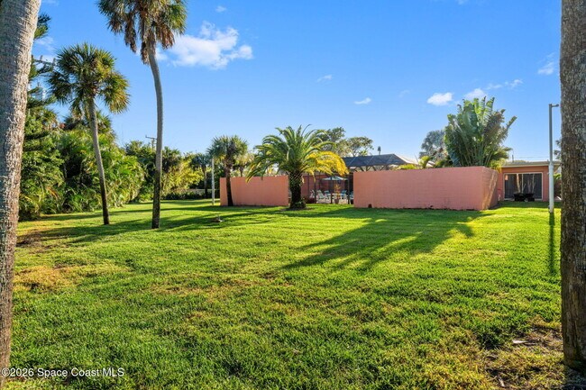 Building Photo - 1044 Samar Rd