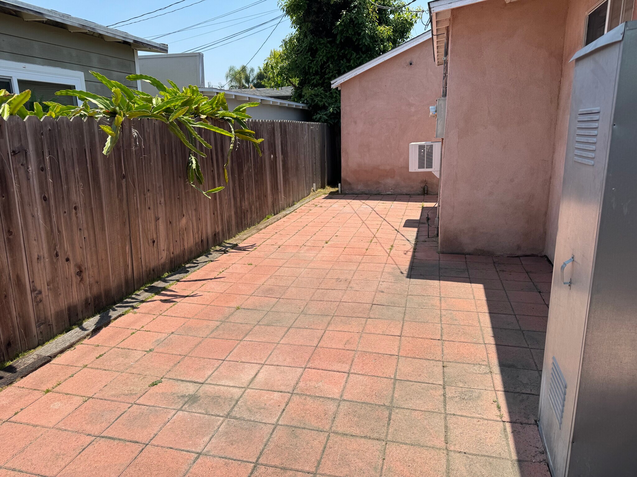 Back patio - 2920 S Sycamore Ave