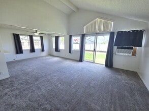 Building Photo - 2br/2bath Home with Garage in Waikele
