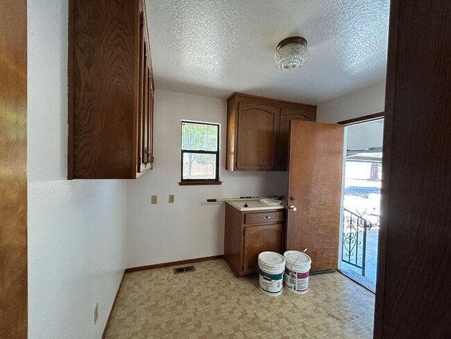 Building Photo - Remodeling almost done on this country hom...