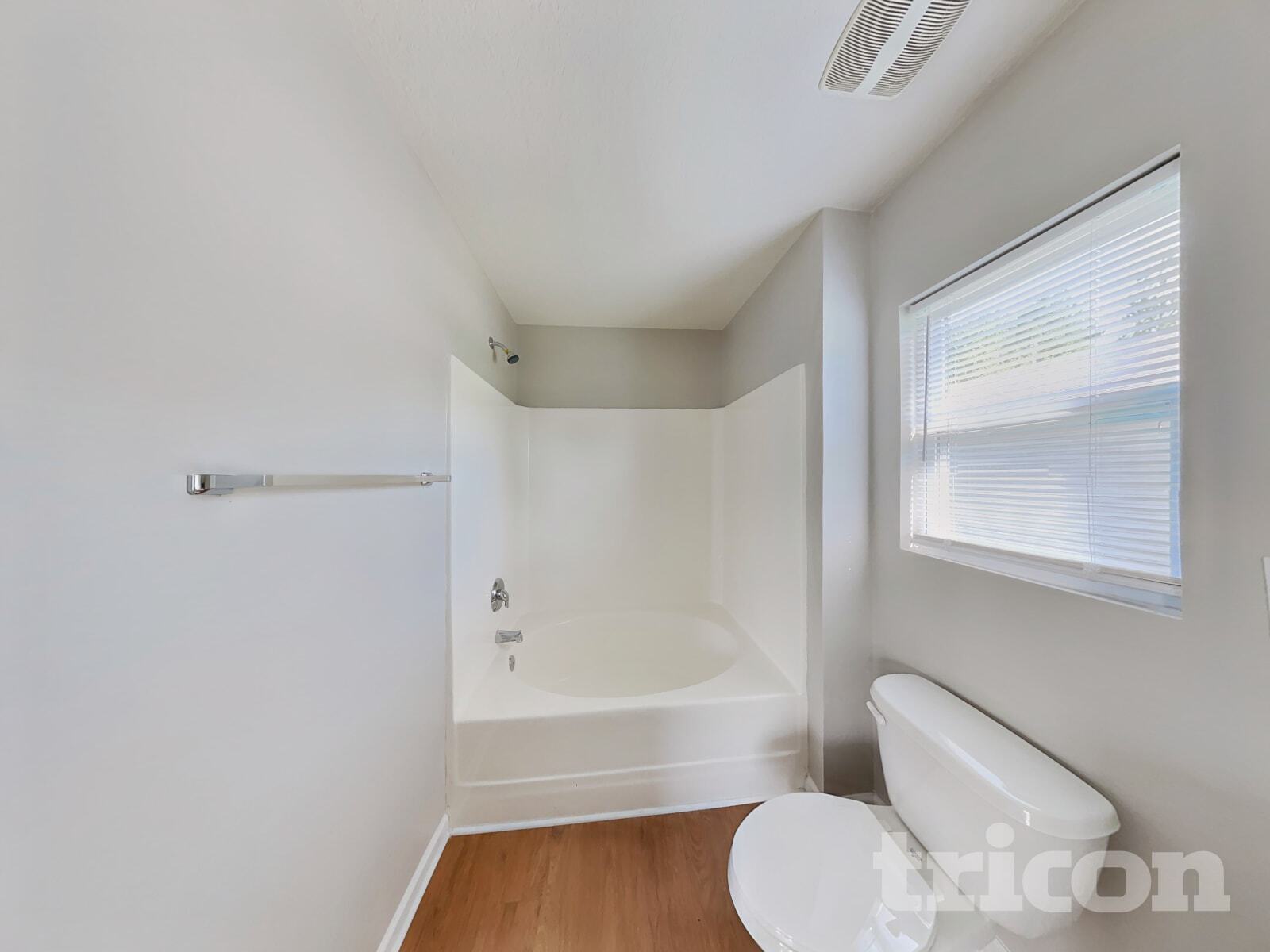 Building Photo - 11802 Village Pond Dr