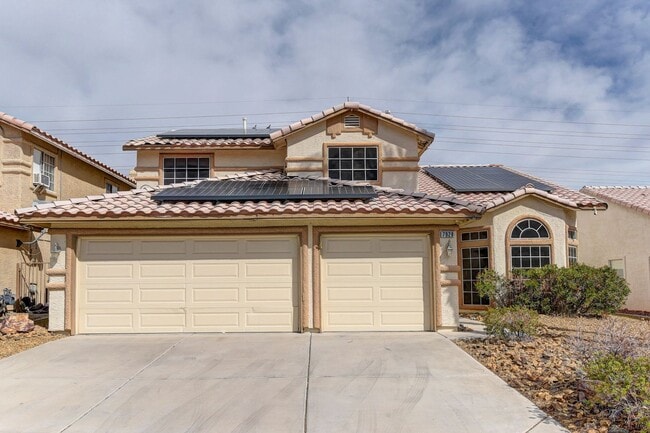 Building Photo - AMERICANA Property Mgmt - Great 2 story, 4 beds house with pool in Desert Shores
