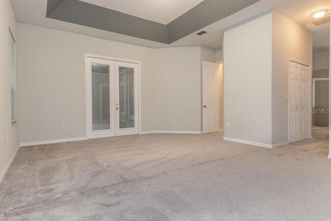 Building Photo - 421 Holly Fern Trl