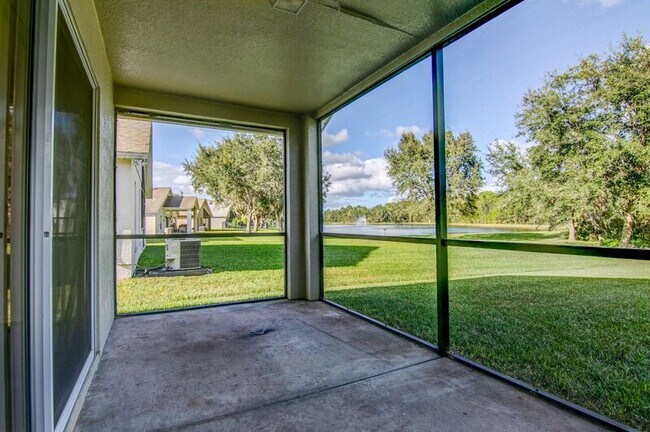 Building Photo - 9853 Portofino Dr