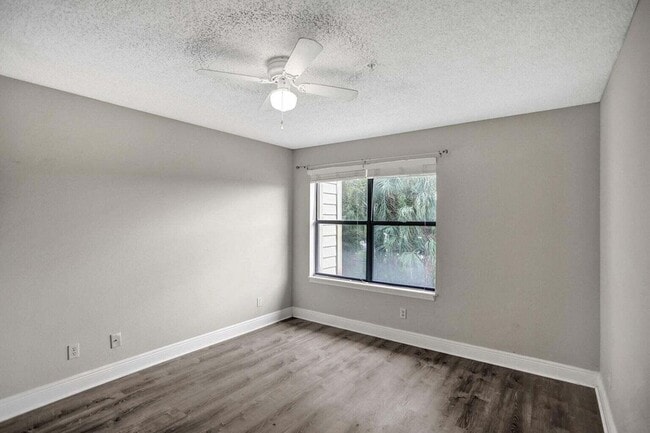 Building Photo - 2301 N Congress Ave