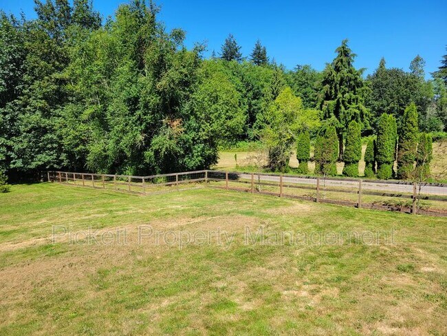 Building Photo - 27201 WA-3