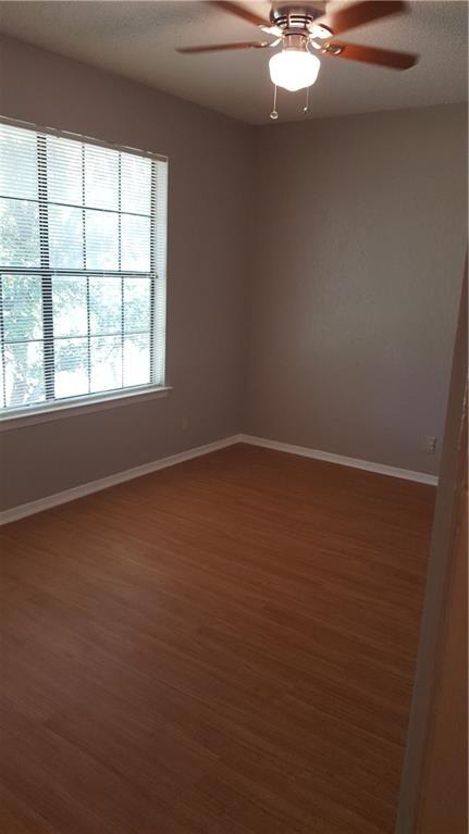 Building Photo - 507 Algerita Dr