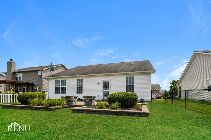 Building Photo - 4258 Amesbury Pl