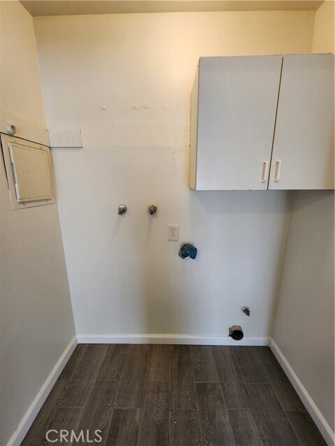 Building Photo - 10495 Adobe Ct