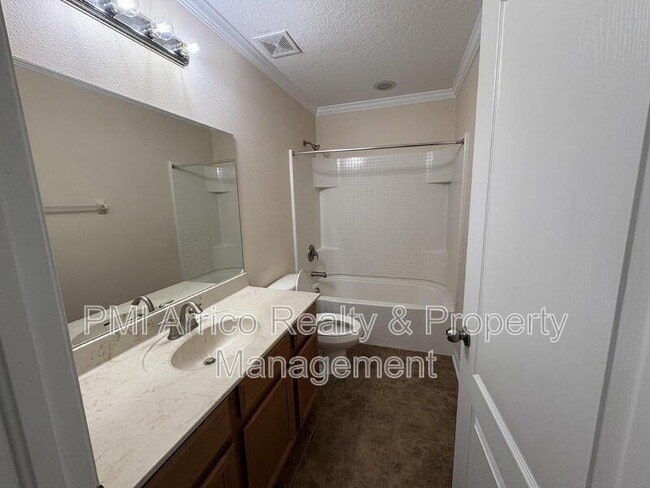 Building Photo - 5822 Tulip Flower Dr