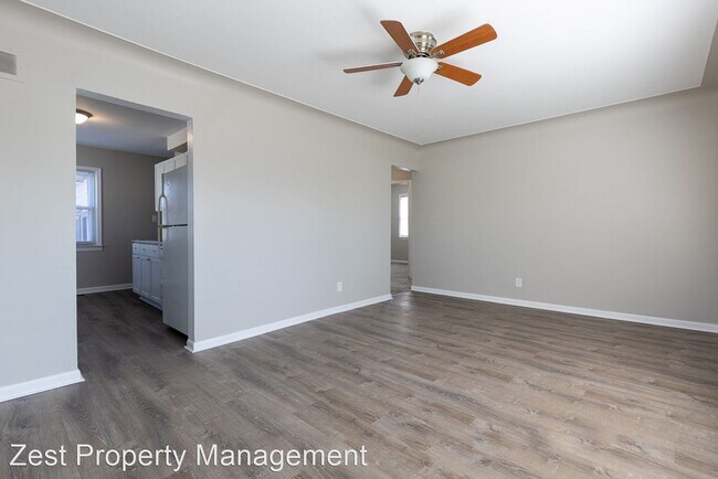 Building Photo - 3 br, 1 bath House - 17605 Stephens Drive