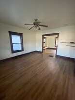 Building Photo - 1477 South Ave