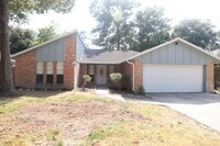 Building Photo - 23527 Canyon Lake Dr