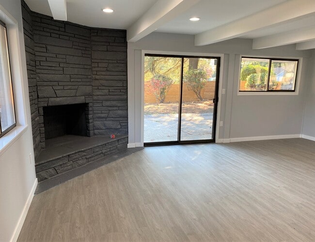 Building Photo - 23601 58th Ave W