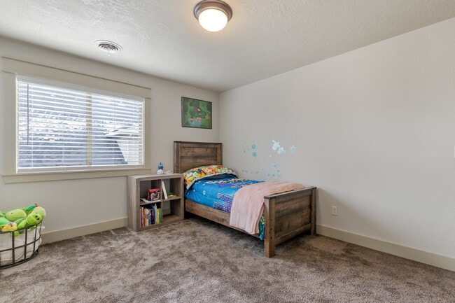 Building Photo - 10976 W Hidden Brook Dr